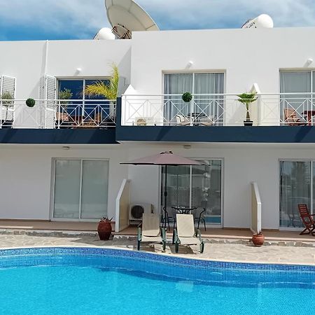 Kato Paphos Suites Экстерьер фото