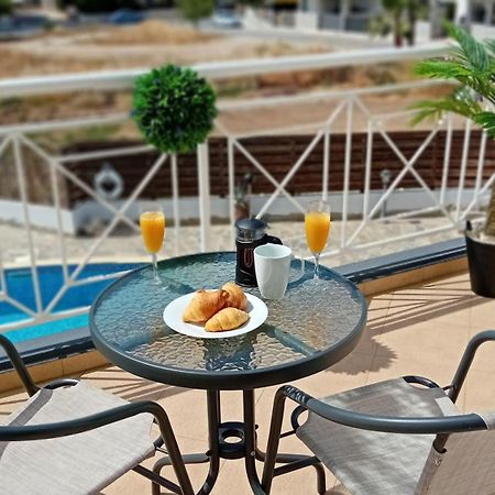 Kato Paphos Suites Экстерьер фото