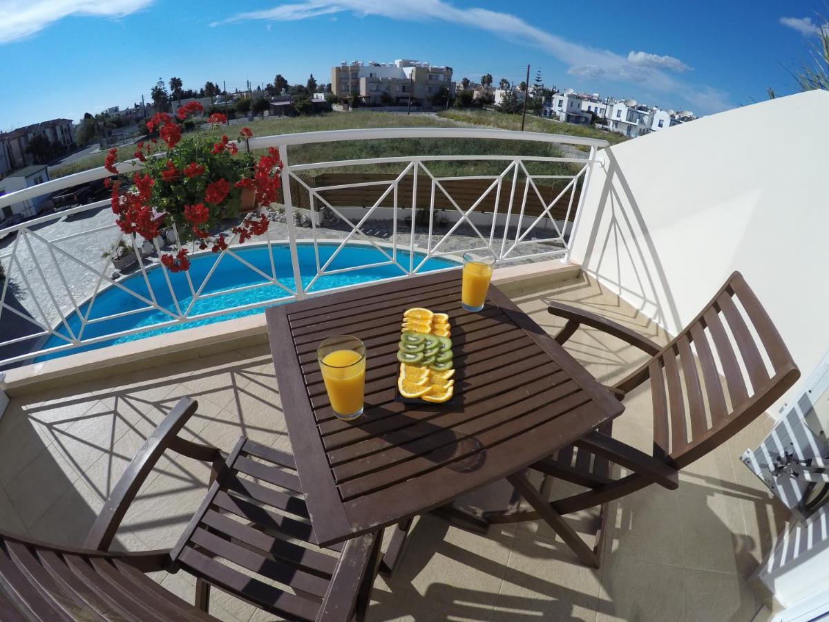 Kato Paphos Suites Экстерьер фото