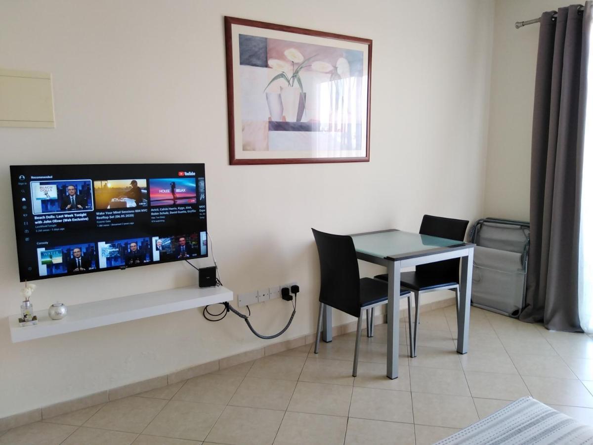 Kato Paphos Suites Экстерьер фото