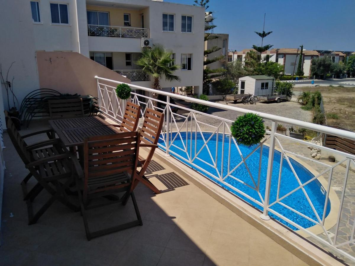 Kato Paphos Suites Экстерьер фото