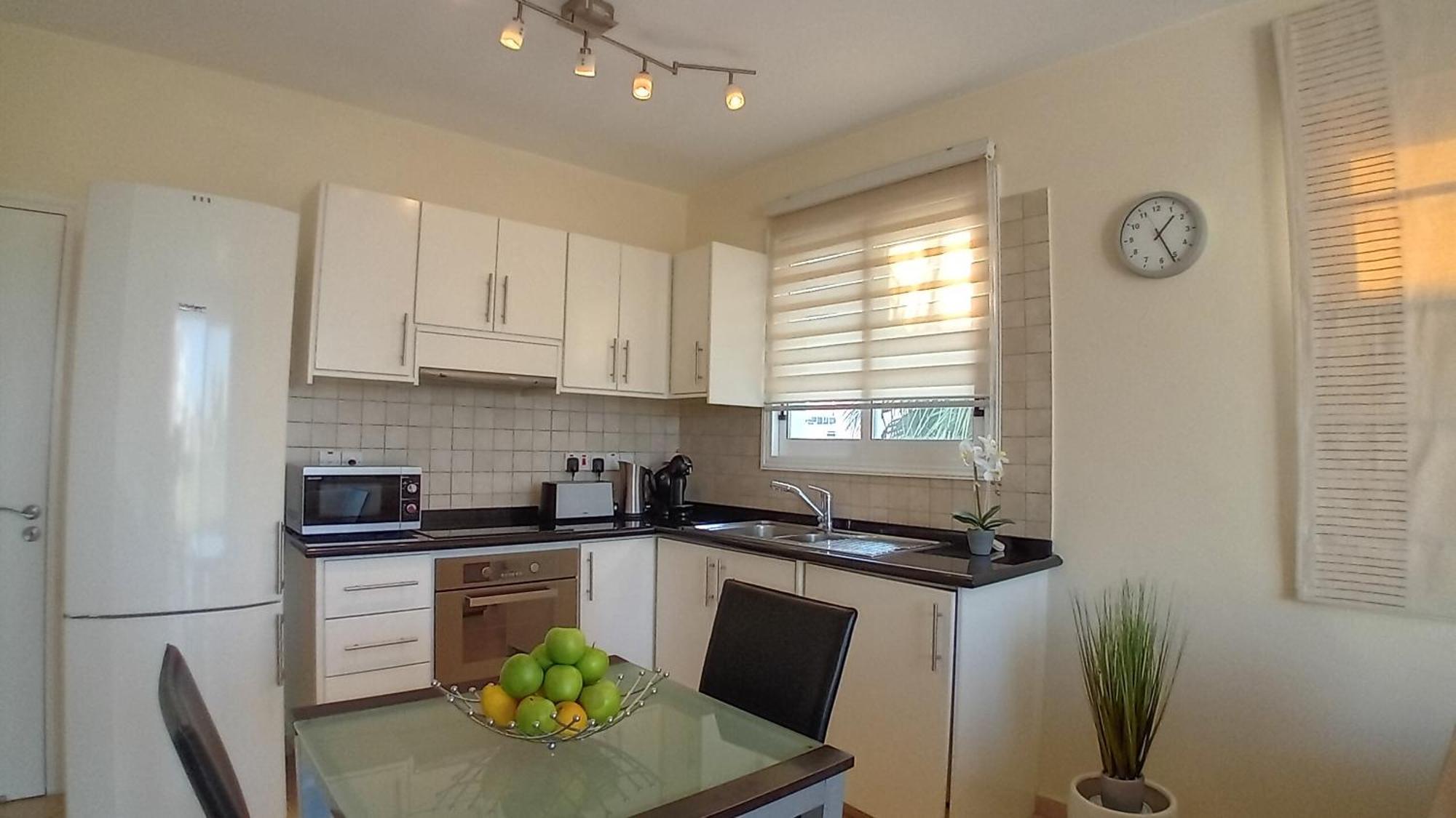 Kato Paphos Suites Экстерьер фото