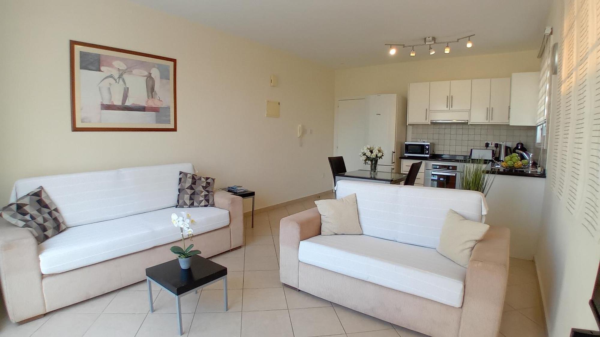 Kato Paphos Suites Экстерьер фото